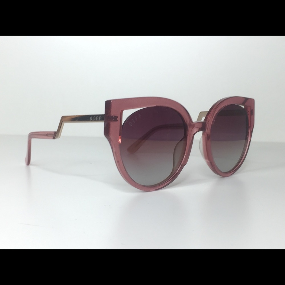 Diff Eyewear - image 1
